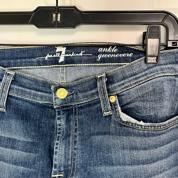 7 for all Mankind, Ankle Gwenevere Jean, Size 28 - Picture 3 of 4